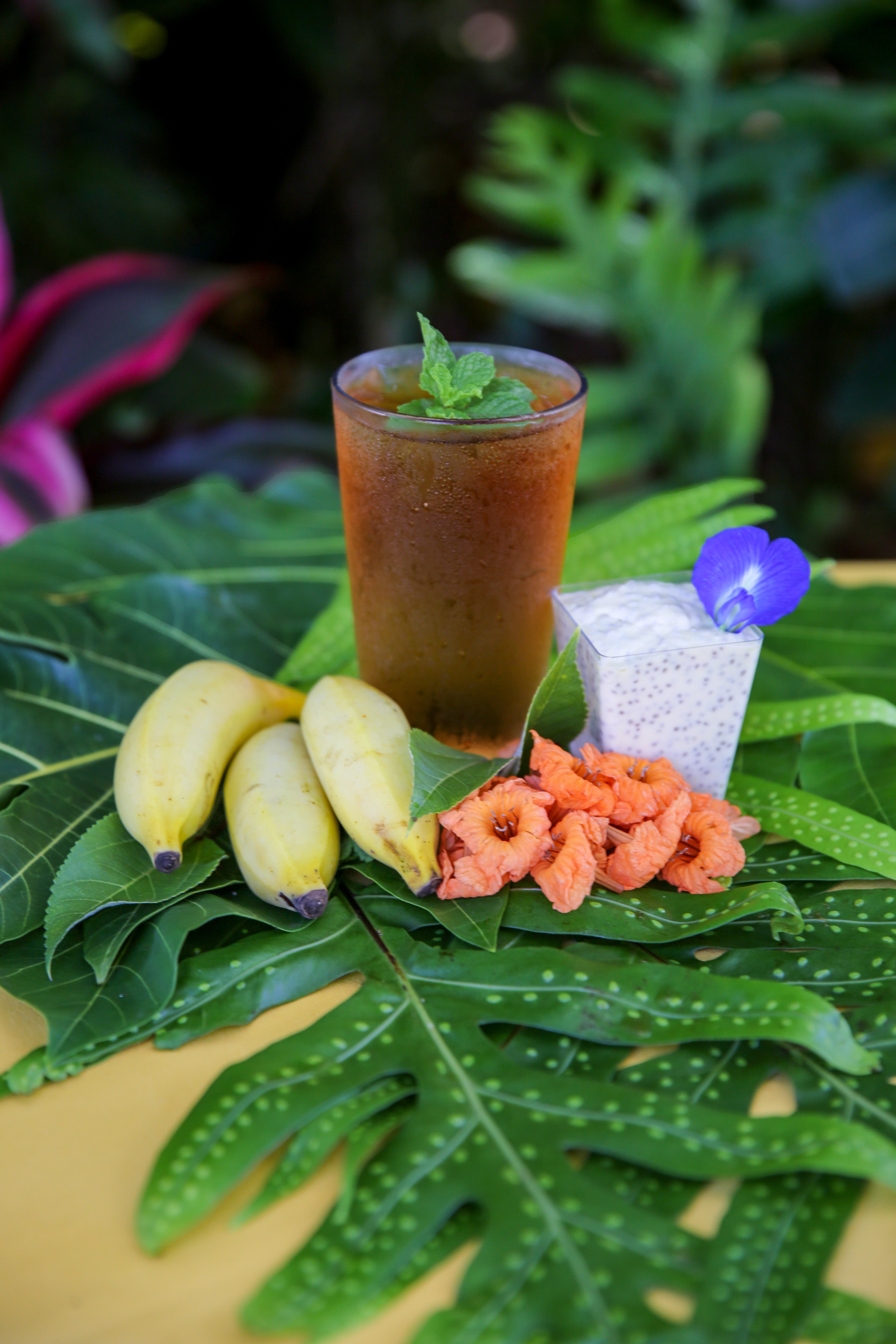 <h4>Waipāʻs self serve, honor system kiosk becomes a significant source of food for the community.</h4>